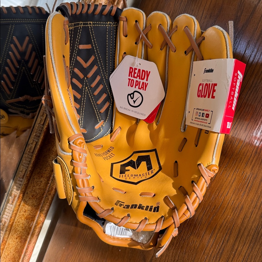 Franklin Black and Tan Baseball Glove. Size 13.0”.